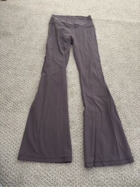 Girls CRZ Yoga Cross Top FlarePants in Dark Gray